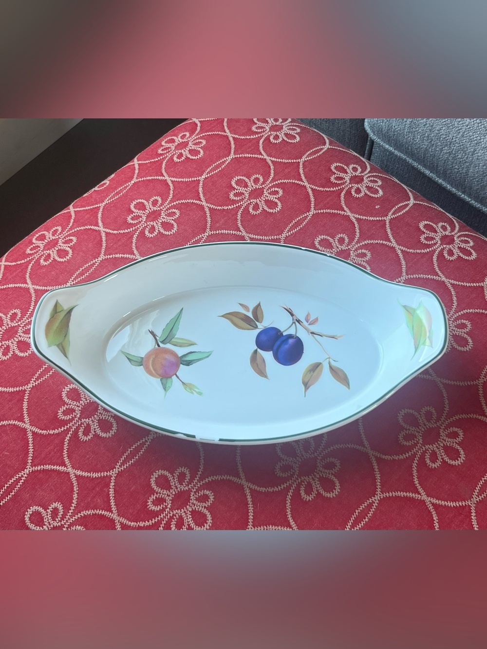 Royal Worcester Evesham Vale Oval Casserole Dish 14”